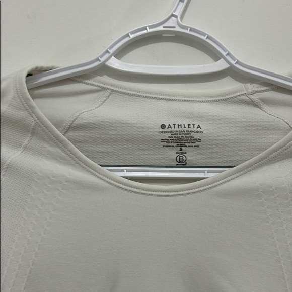 Athleta Long Sleeve Top - Picture 2 of 3